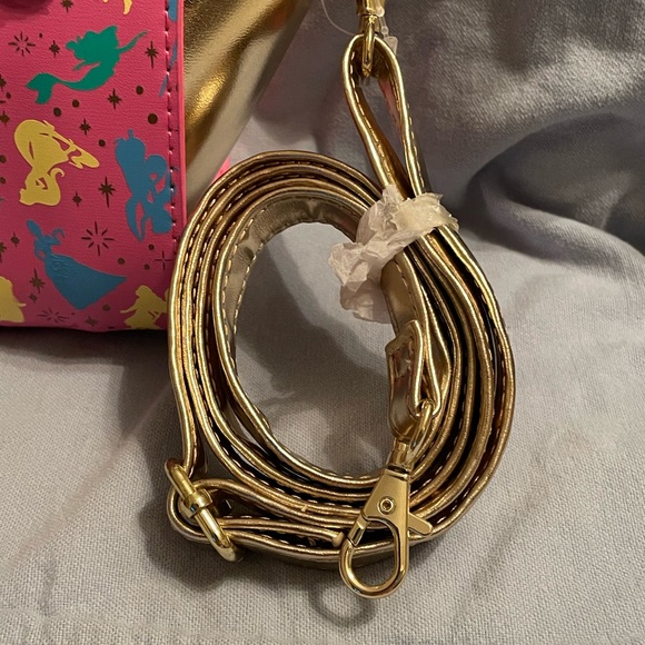 NEW Walt Disney Parks Princess Crossbody Handles Bag Purse Small Pink & Gold - Picture 3 of 4